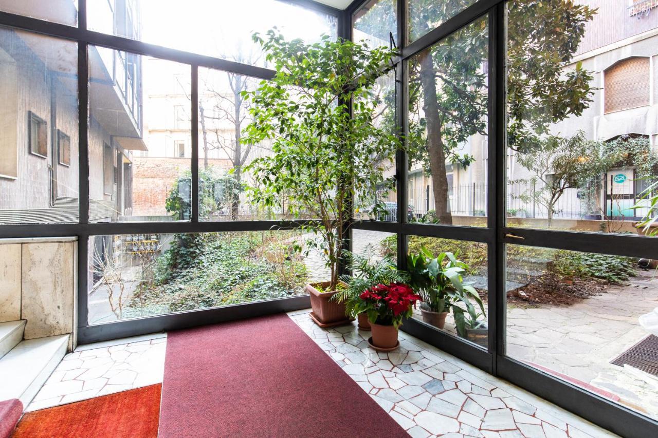 Duomo Apartament Apartman Milánó Kültér fotó